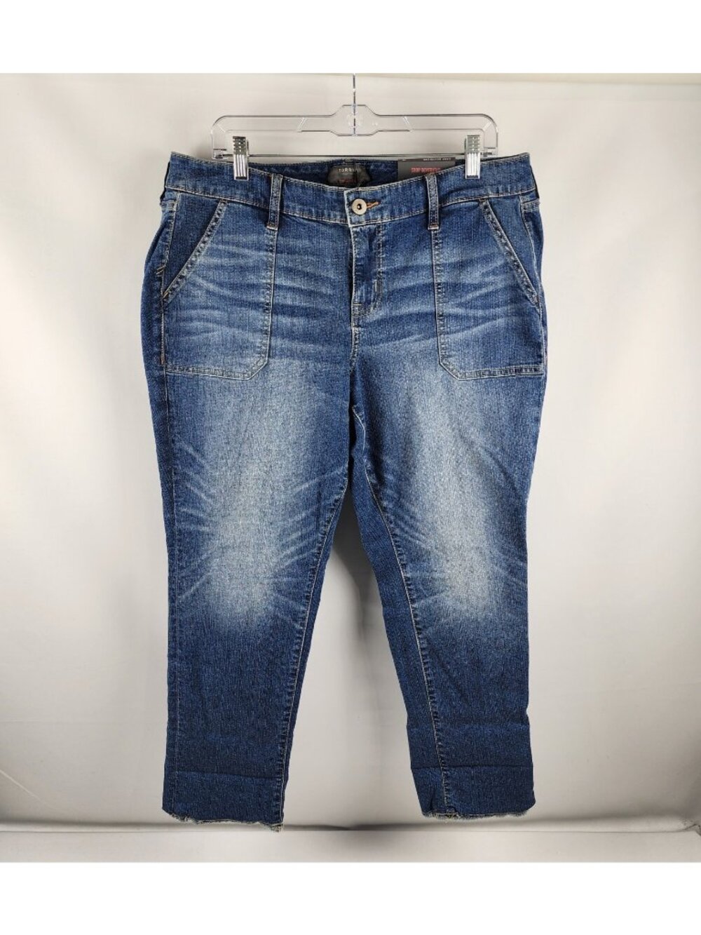Torrid Jeans Womens 16 Blue Crop Boyfriend Mid Rise Denim (35x26) NWT